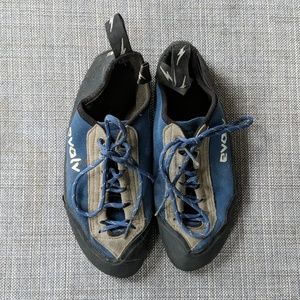 Evolv Lace Up Climbing Shoes